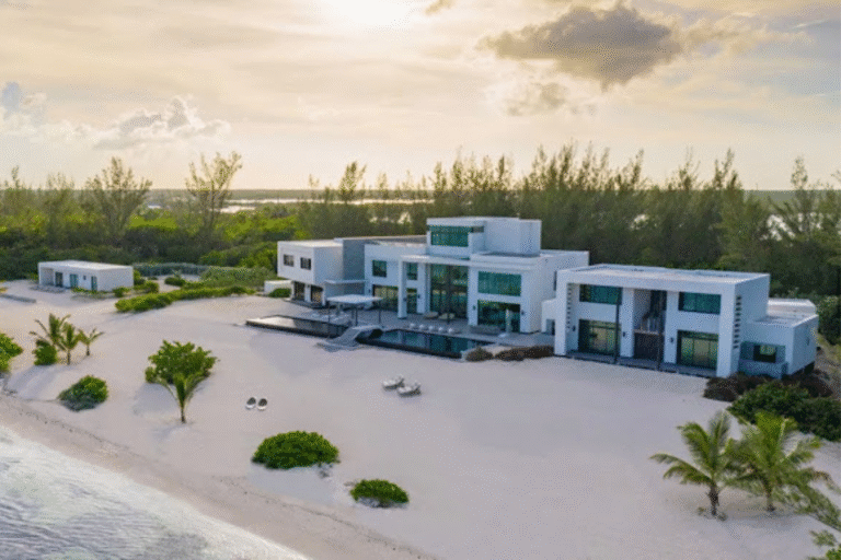 Luxury Real Estate 2025: Sustainability, Supply Constraints & Strategic Investment